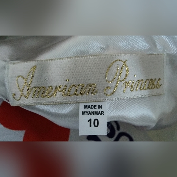 Girls size 10 American Princess Ivory/ gold dress. Beautiful. Drycleaned. - Picture 3 of 5
